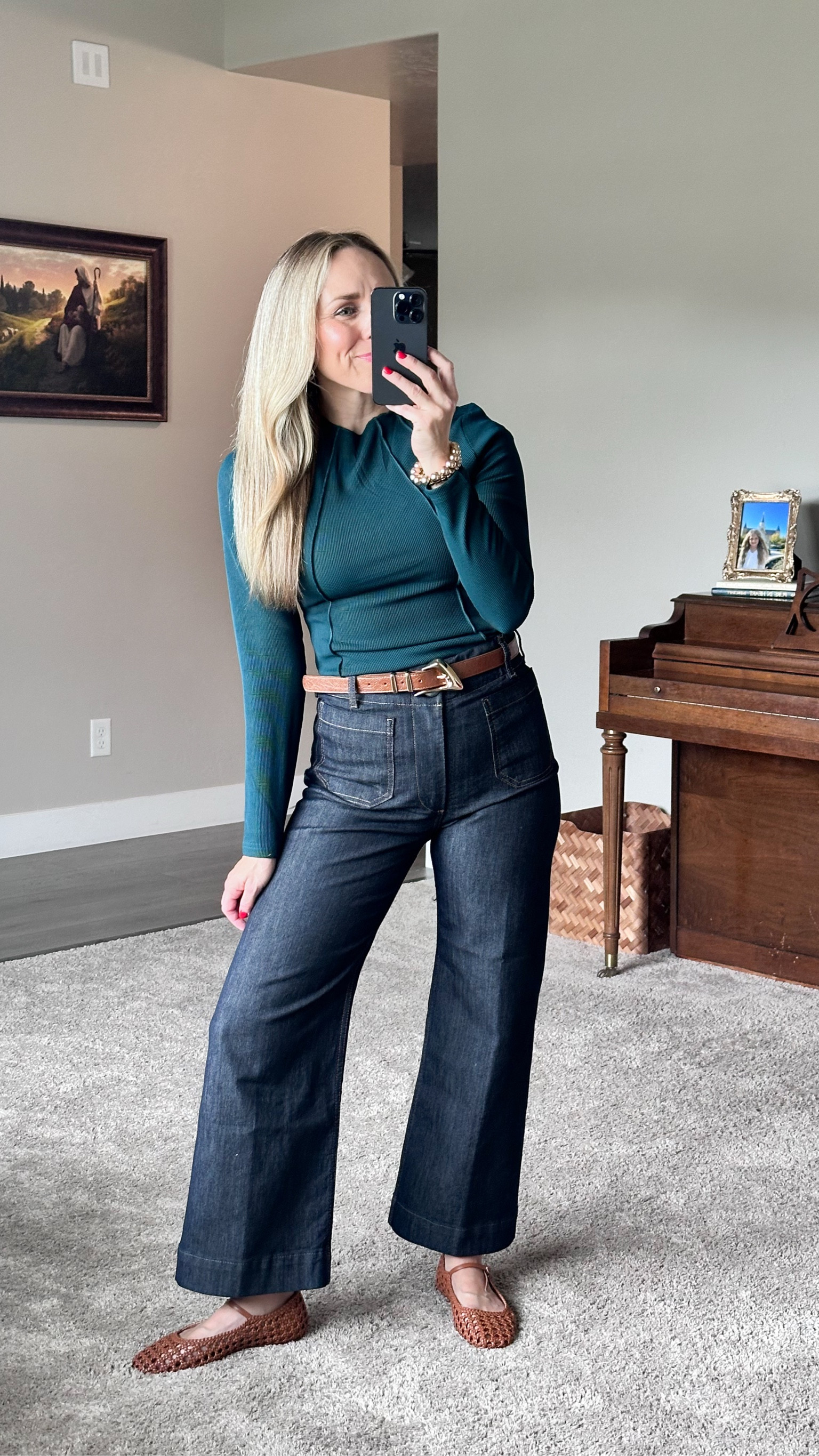 Another easy and practical outfit with some of my favorite jeans of all time! 

True to size, unless I between sizes then size down.

#LTKStyleTip