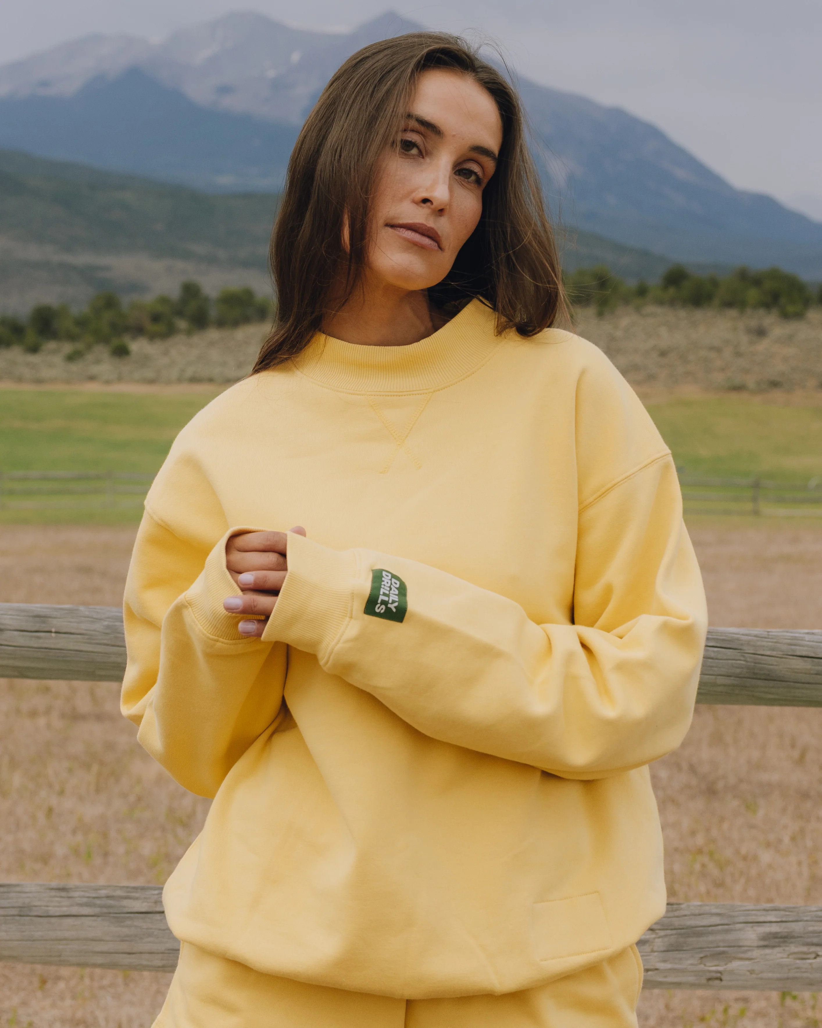 Fleece Vintage Crew - Sunny | Daily Drills LLC