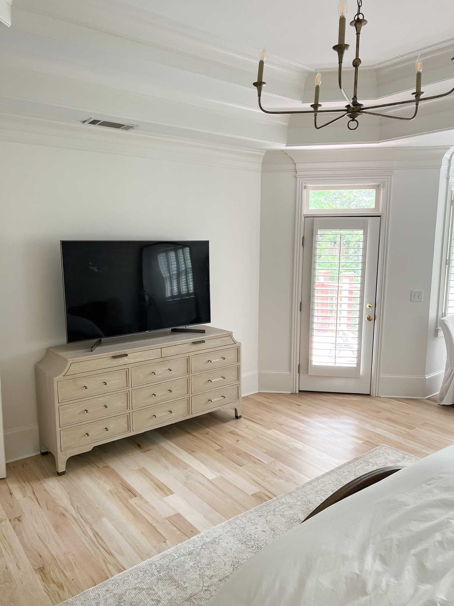 Love my new dresser 😍 room details are linked!

#LTKSeasonal #LTKhome