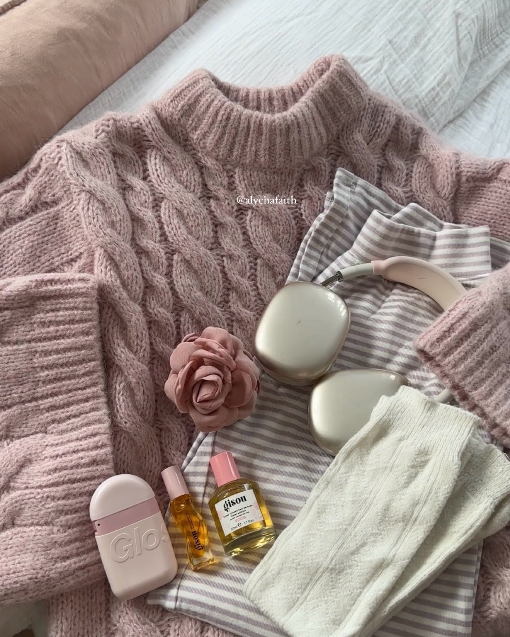 soft winter outfit 💖🎀🌨️

#LTKhome #LTKwinter #LTKuk