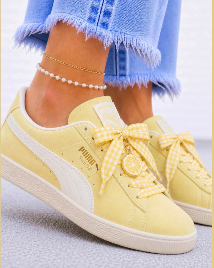 🍋✨ OK THIS MIGHT BE THE HAPPIEST SHOE I’VE EVER CREATED ✨🍋


I’m calling this one the LEMON DROP and I swear the SECOND I looked at it I got instant summer nostalgia 😭☀️

Like…
🍋 lemonade stands in the front yard
🧺 picnics in the park
🇺🇸 small town summers
✨ fireworks
🚲 riding bikes until the street lights came on

💛 that happy carefree 90s feeling we all wish we could bottle up again


And with America’s 250th anniversary coming up this whole Americana summer vibe is EVERYTHING right now 👏🇺🇸

So when I found these yellow Pumas I KNEW we had to make them extra cute 💅✨

I added:
💛 yellow gingham shoelaces
🍋 the cutest little lemon charm
☀️ all the sunshine happy vibes


AND CAN WE TALK ABOUT YELLOW FOR A SECOND?!

Yellow literally makes people feel HAPPY. It’s the color of sunshine, joy, energy, positivity, warmth, friendship, happiness… like scientifically it boosts your mood 😭👏


These shoes are basically dopamine for your feet 😂✨


And honestly?! Everywhere you walk people are gonna smile looking at them because they’re just FUN. They’re cheerful.


They’re nostalgic. They make you feel like summer.


This is the kind of shoe you wear:
🍋 to the farmer’s market
🍋 to baseball games
🍋 on vacation
🍋 to brunch
🍋 chasing kids around all summer
🍋 with denim shorts and oversized graphic tees

And you already KNOW once TikTok finds these they’re DONE 😭👏


COMMENT “LEMON” and I’ll send you the link to the shoes + the laces + the lemon charm before this whole lemon summer trend sells out

#LTKdayinmylife #LTKgrwm #LTKmomlife