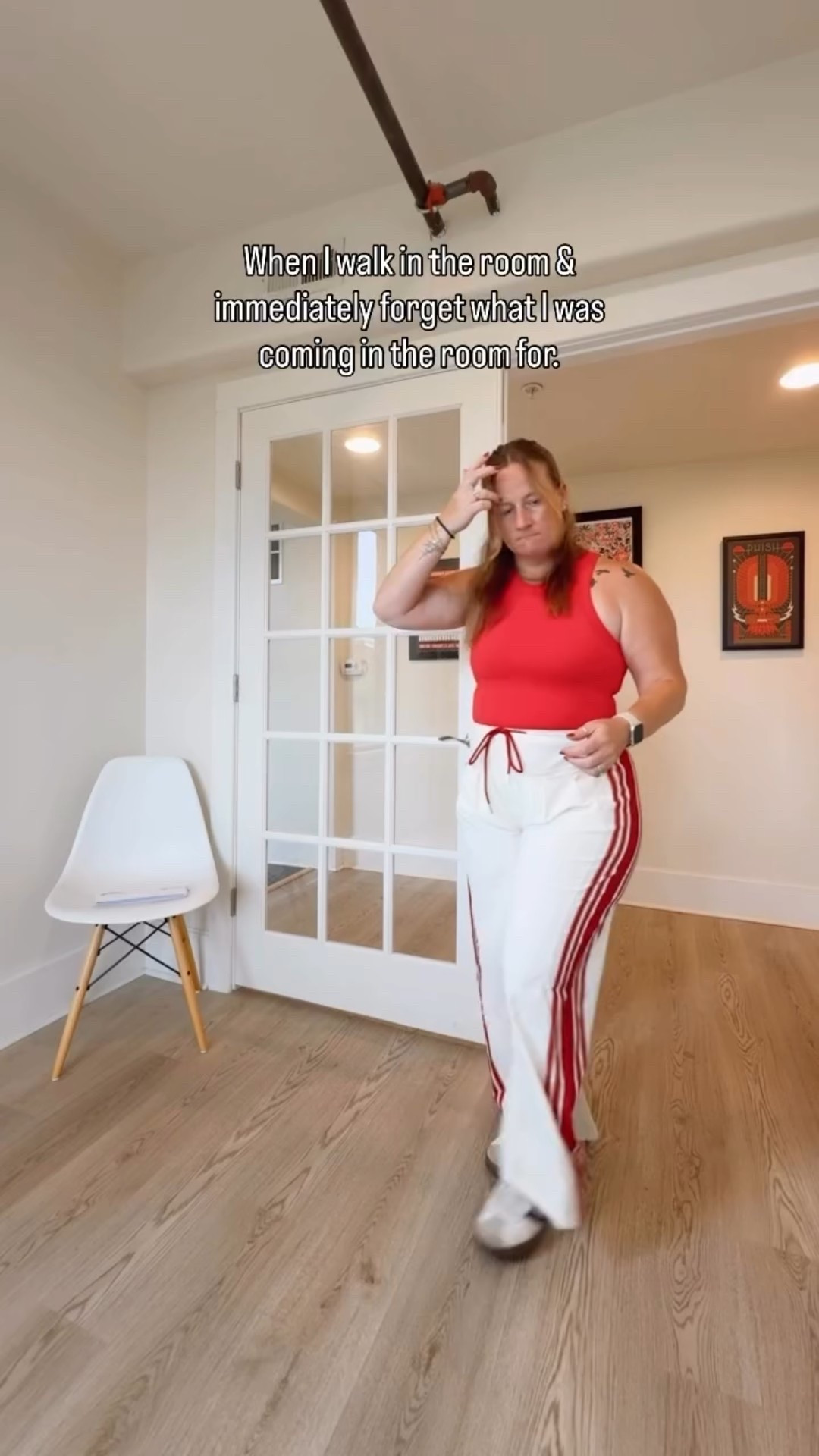 Ok anyone else losing their minds like me?!?! Yes?! Ok good very good, I’m not alone. Haha! 

Also I’m wearing those @amazonfashion pants again & I’m still obsessed plus I got a second color. Worth it!!
