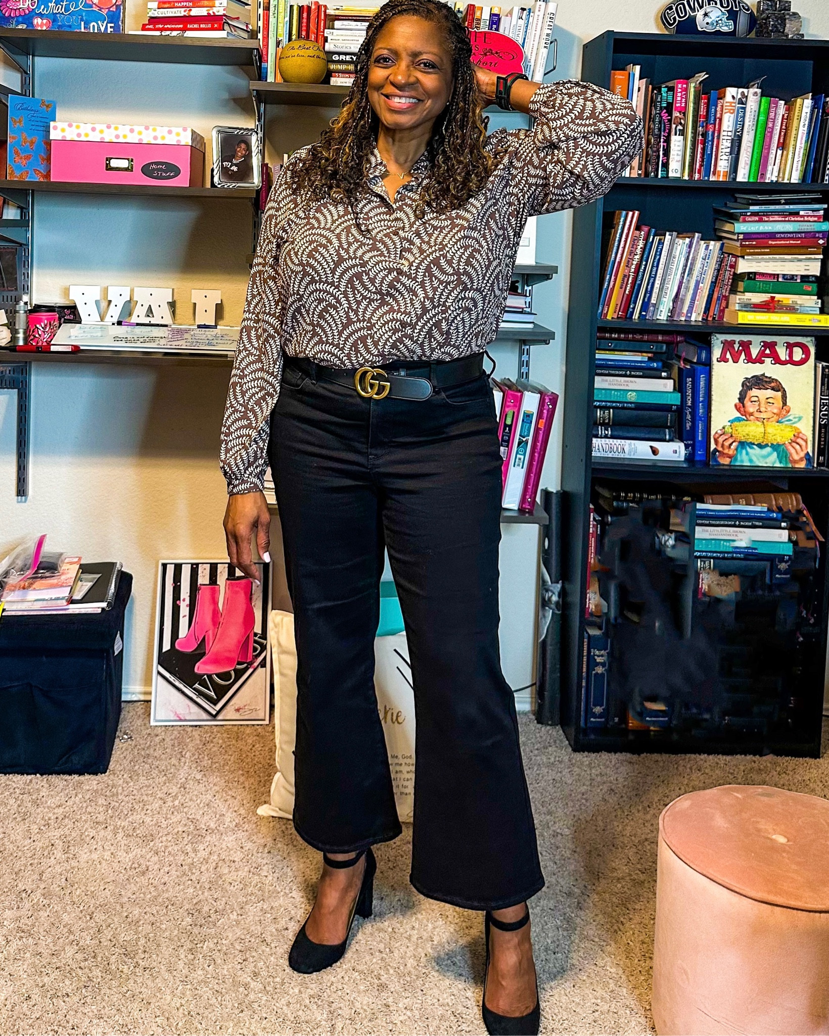 There’s nothing better than finding a pair of #jeans that fit perfectly.   These black, flared, cropped #NYDJ jeans are that for me.  Great stretch fabric that’s comfortable and slimming.  Perfect for all  ages, shapes and sizes.  
Great gift for you and someone else. 


#blackjeans #denim #stretchfabric #flared #cropped 

#LTKworkwear #LTKstyletip