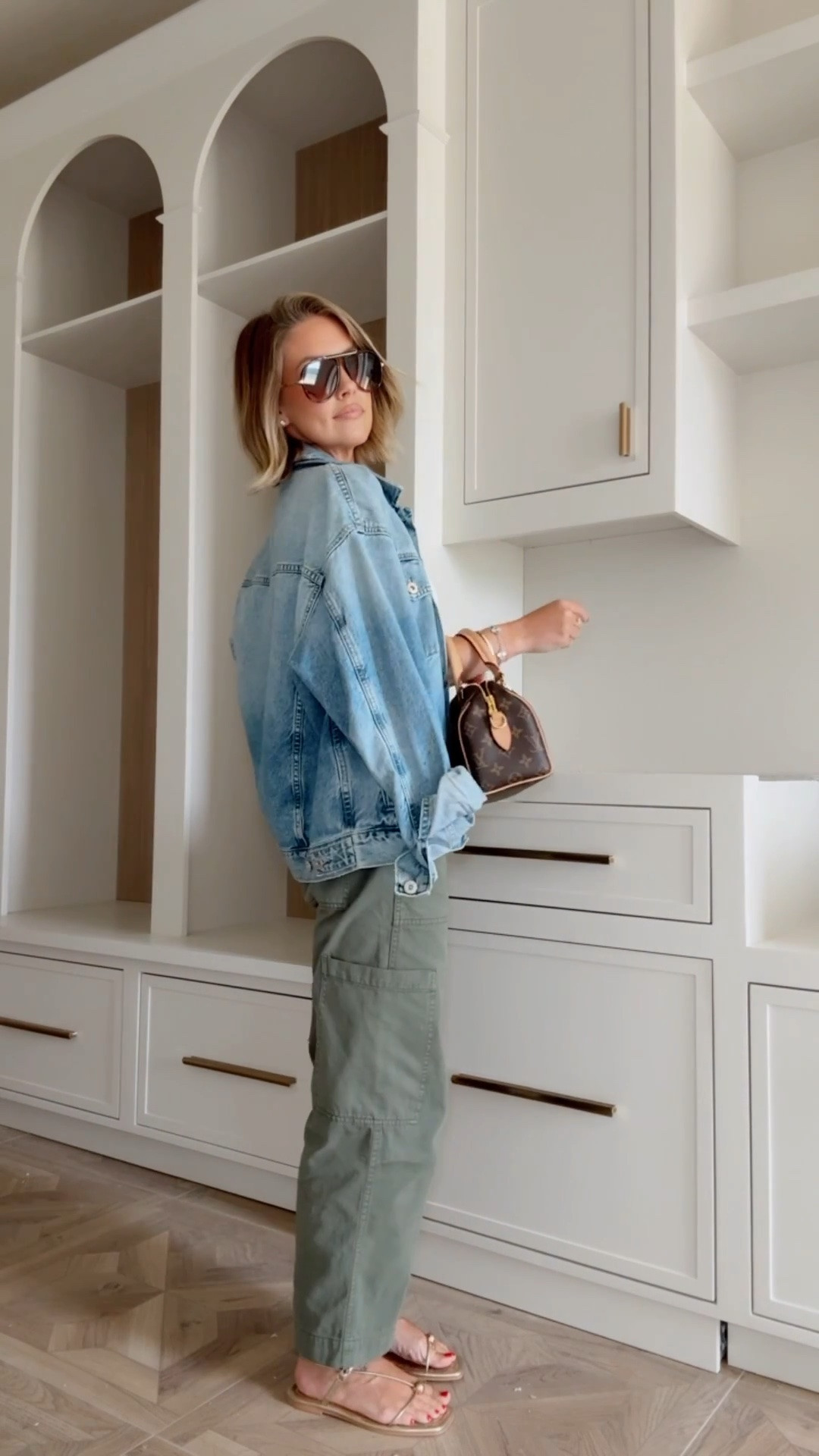 XS tank / 24 Petite pants - this jacket is on sale!

Sale alert, casual outfits, fall outfits, denim, Amanda west, almost_readyblog

#LTKootd #LTKOver40 #LTKPetite