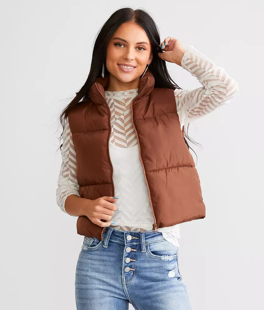 Cropped Puffer Vest | Buckle