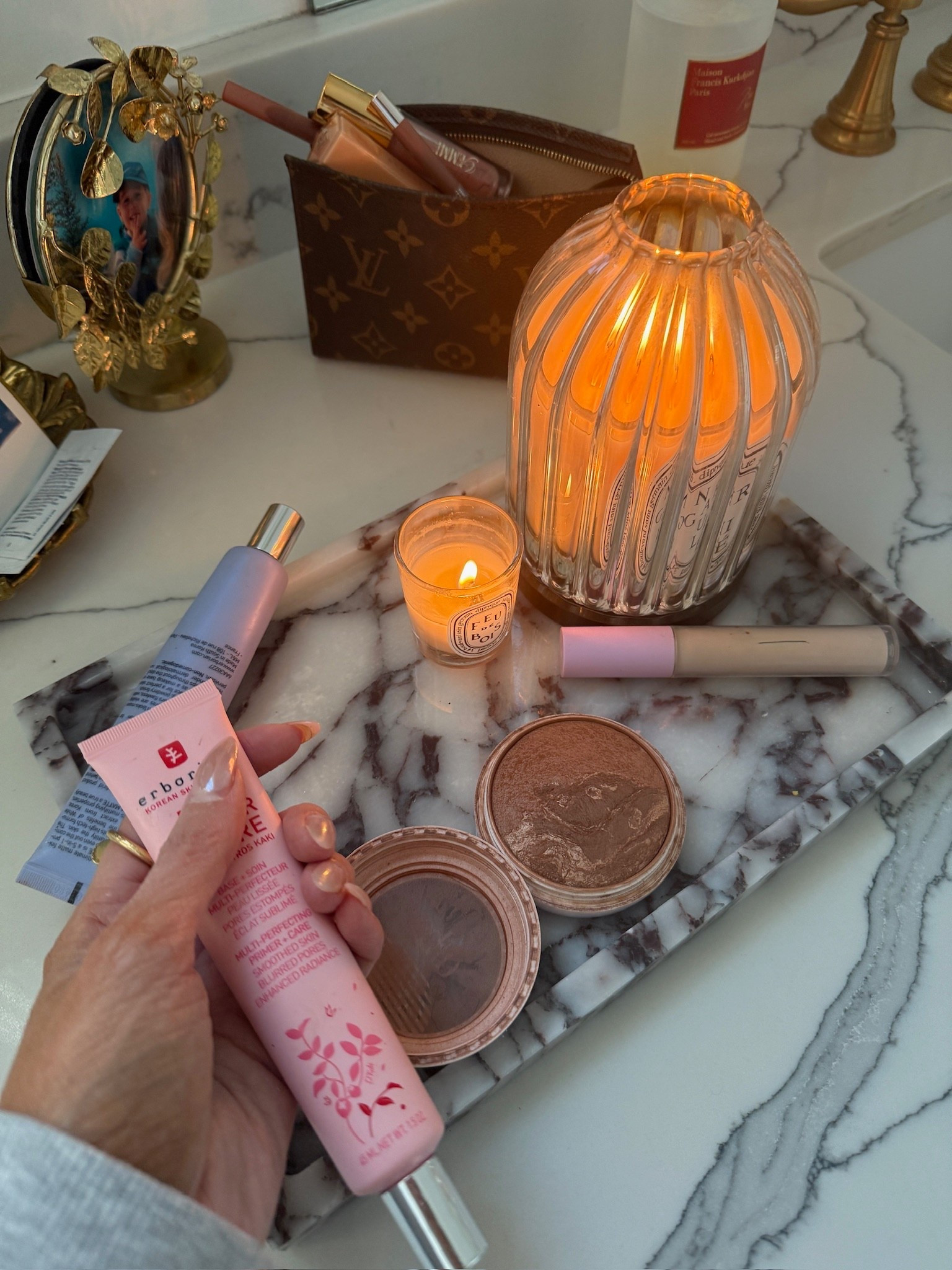 All of these beauty items are on sale right now for 20% off! Use code MERRY20 at checkout! 
The best primer!! 
Tower 28 concealer - 2.0 
Dibs Bronzer - Spiced Chai 



#LTKBeauty #LTKSaleAlert #LTKGiftGuide