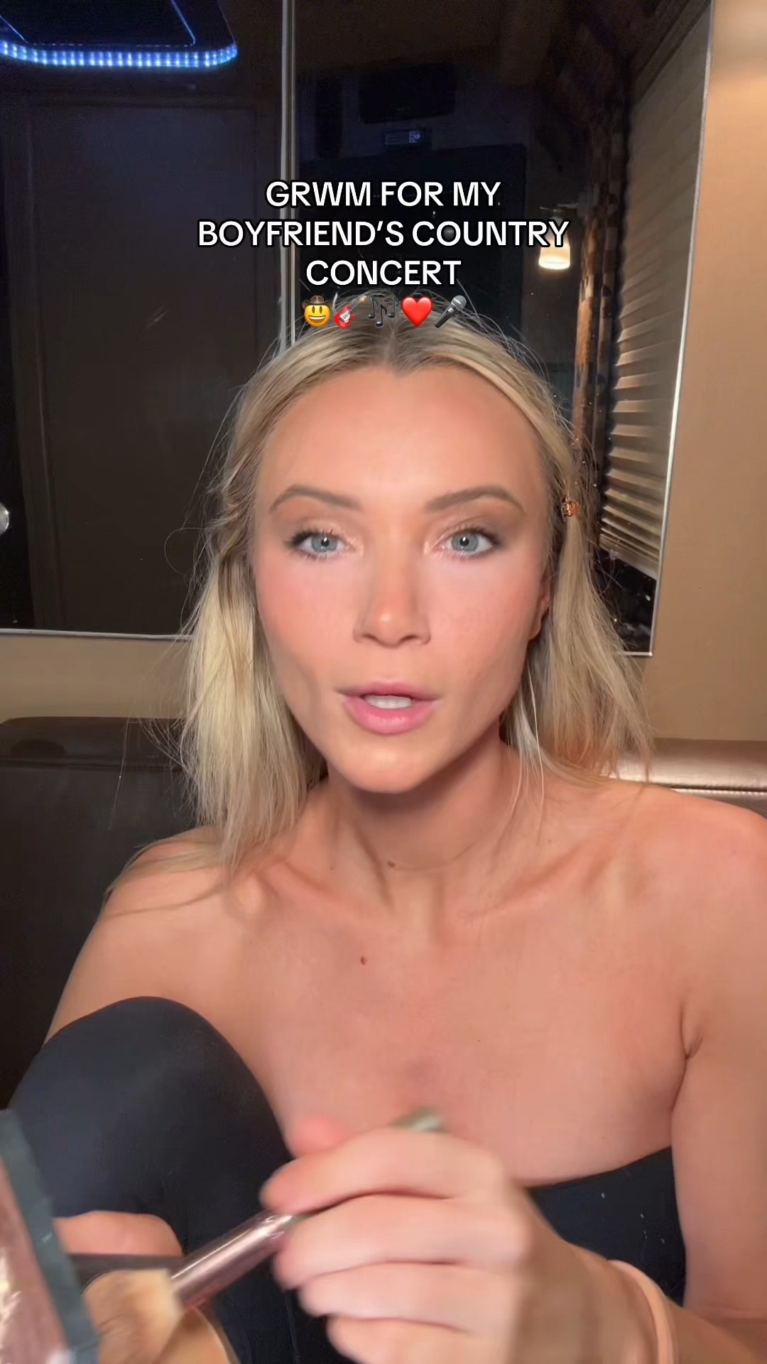 Get ready with me for my boyfriends country concert makeup routine 

#LTKBeauty