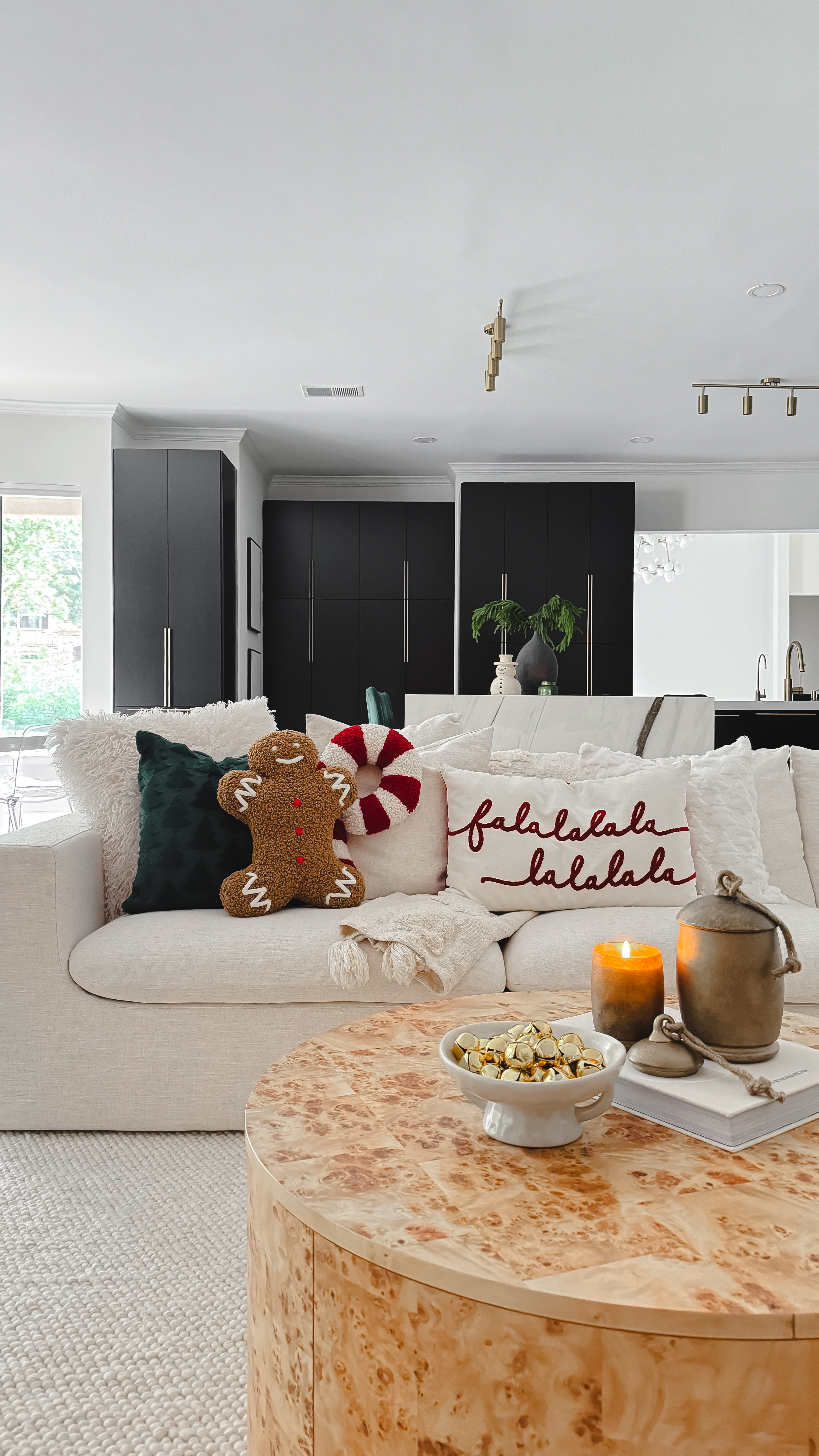 Pottery Barn Christmas Pillows are 40% off! 

#LTKSaleAlert #LTKCyberWeek #LTKHome