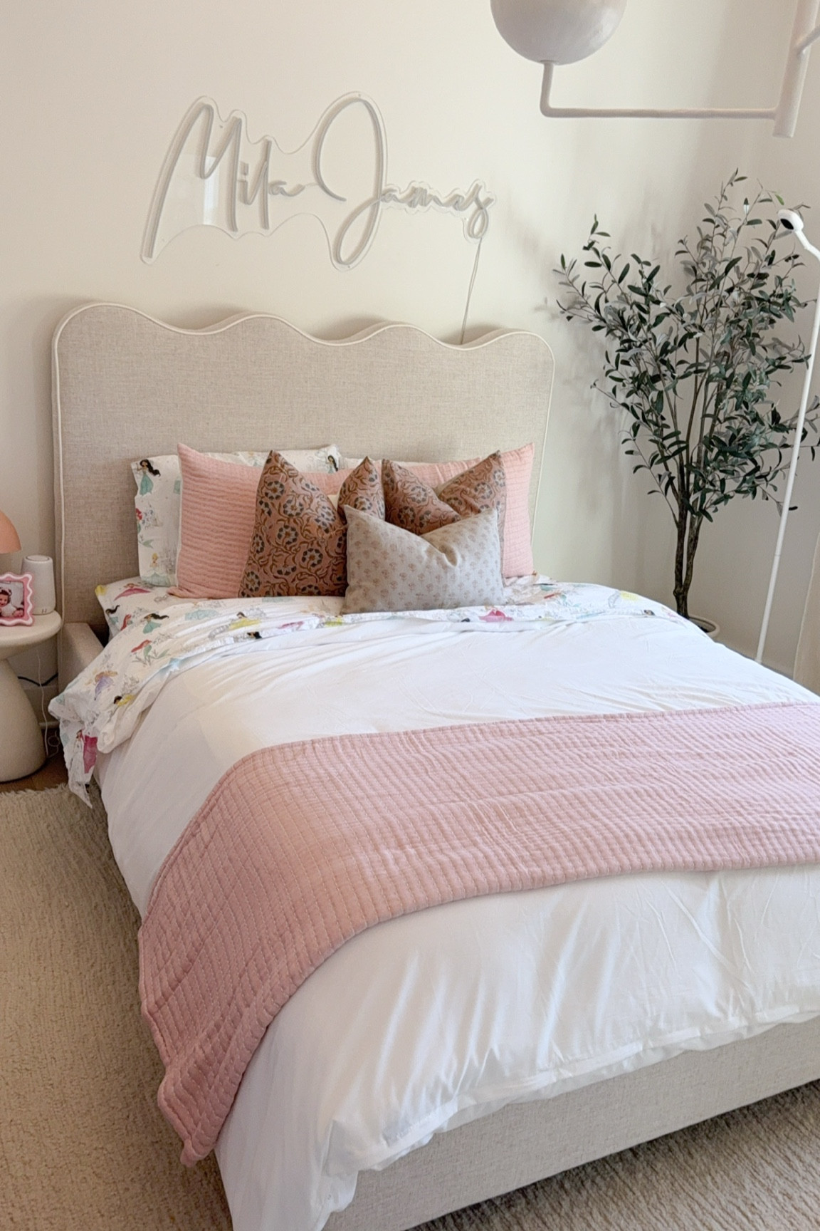 my baby’s big girl room is coming together!! love this sweet girlie room for my angel girl 

#LTKKids #LTKHome #LTKStyleTip