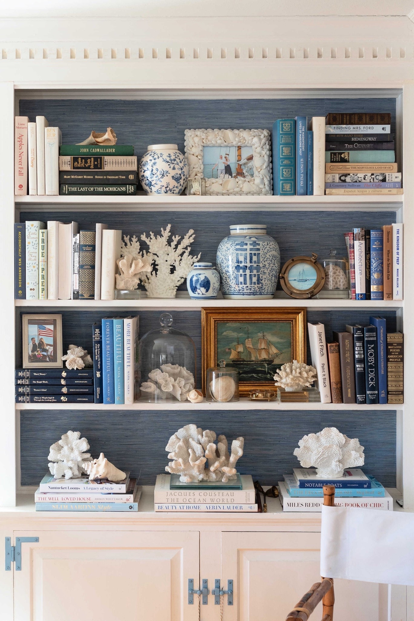 Nautical shelf decor 

#LTKHome