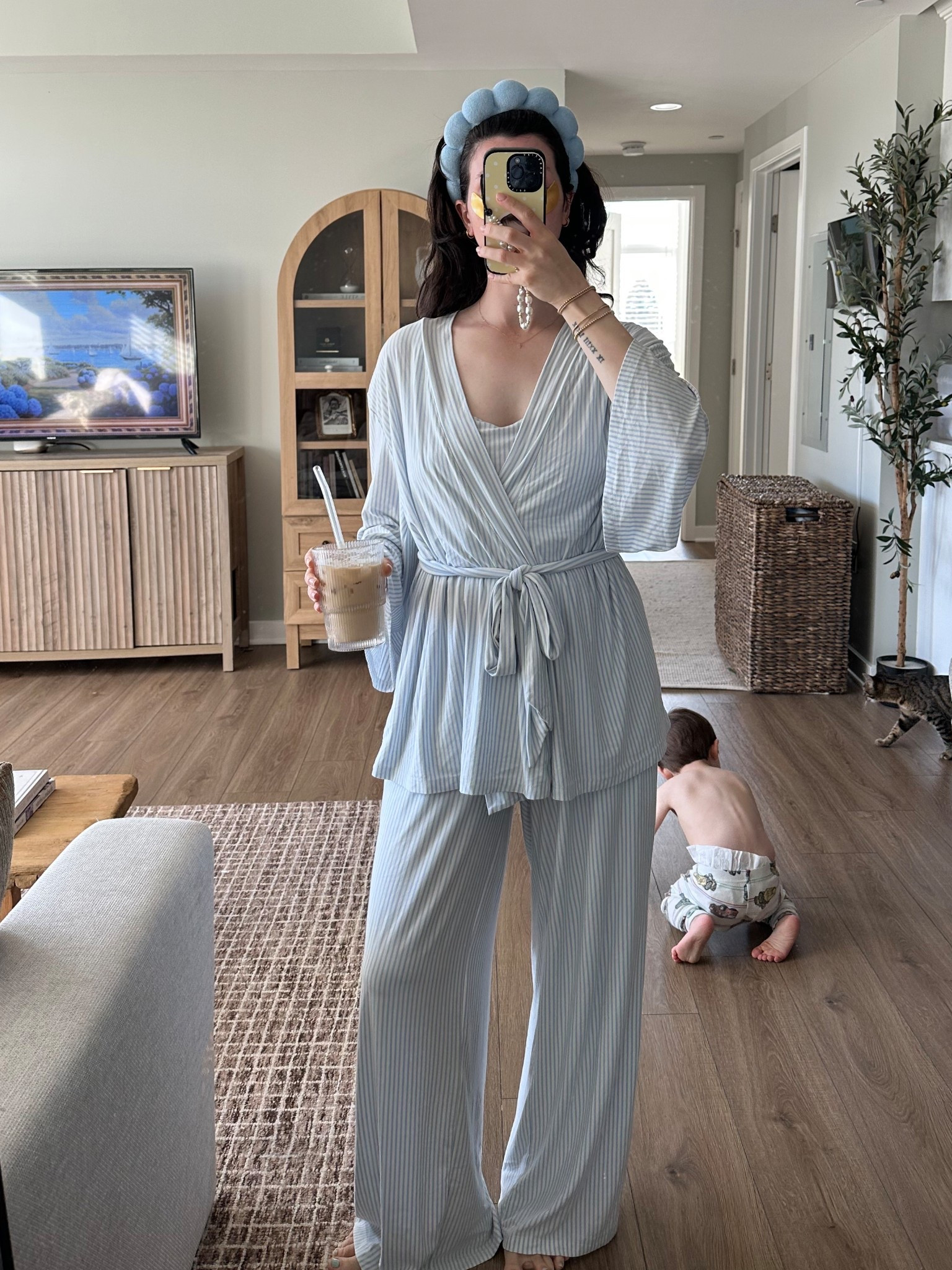 These maternity pj’s would make such a nice Mother’s Day gift!!! Wearing a M

#LTKMothersDay #LTKselfcare #LTKmomlife