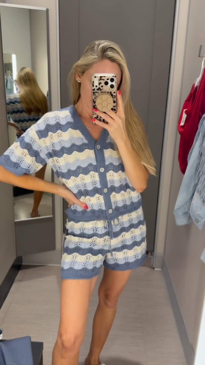 Adorable pool day outfit 💙

#LTKmomlife #LTKgrwm #LTKootd