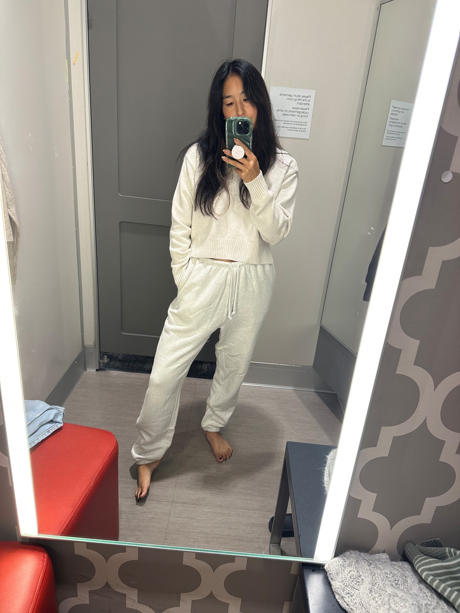 I’m on the hunt for comfy clothes. The kind you lounge in at home and look ok in if you are pjtsideoutside

#LTKFindsUnder50 #LTKSaleAlert #LTKSeasonal