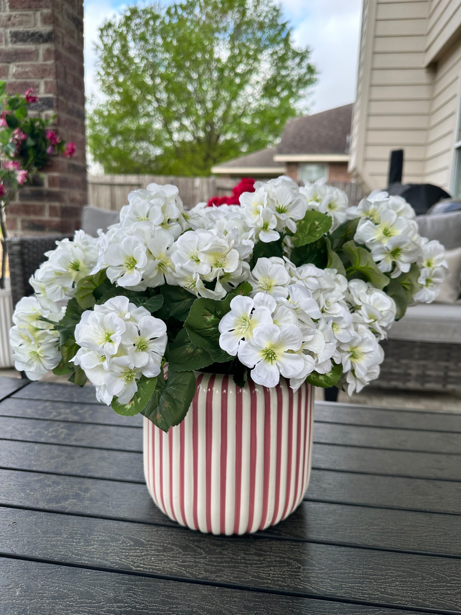 Outdoor florals that look this real will always be the way I go! And this cutie little vase is perfect for spring and summer patios! ☀️ 

#walmarthome #amazonfinds #fauxflorals #springdecor

#LTKHome #LTKSeasonal