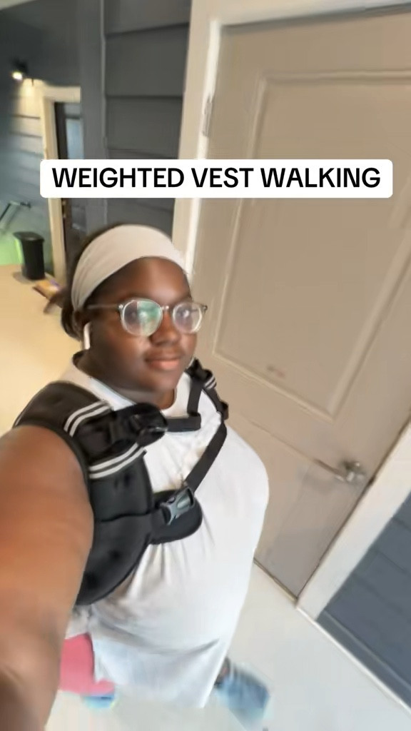 Get a weighted vest and elevate your walks! Today I worked up a sweat wearing my weighted vest. I’m going to link it so you can get one! #plussize #plussizeactive #plussizefitness #weightedvest #fitnessjourney #gymjourney 

#LTKActive #LTKPlusSize #LTKFindsUnder50
