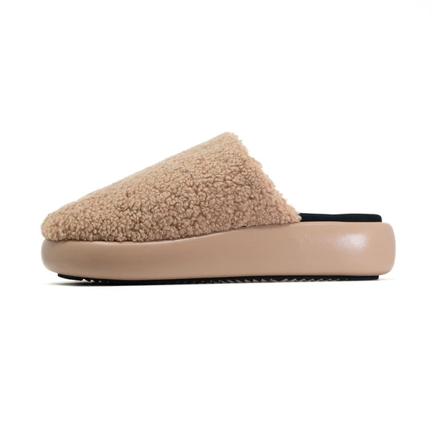 ROAM FUZZY MAGIC MOON MULE BEIGE FAUX SHEARLING | ROAM