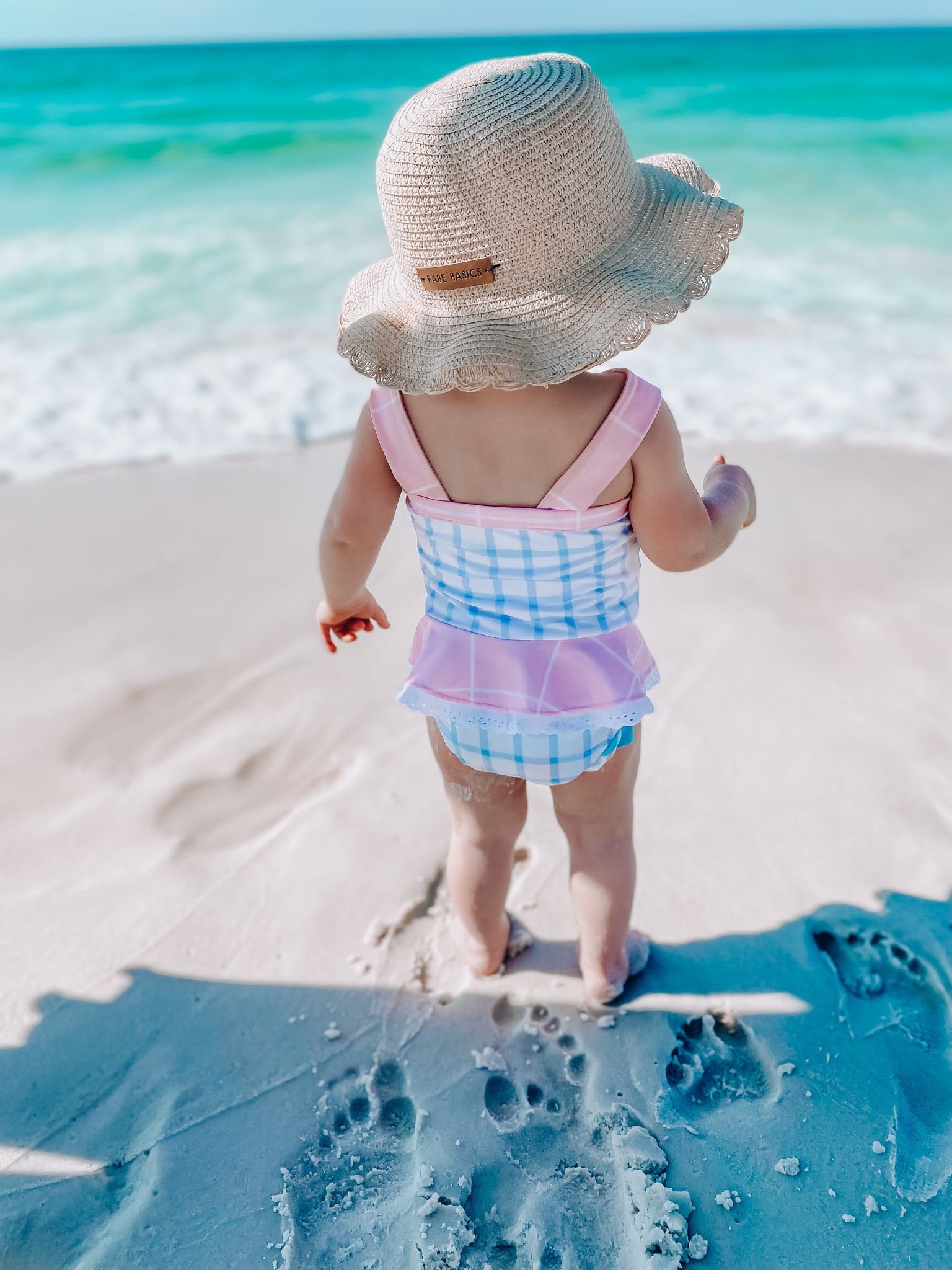 Linked her sunhat! Fits 0-3y! Has adjustable string on inside and has chin strap! Collins is 16 months old in this pic! #babystrawhat #babysunhat #toddlersunhat 