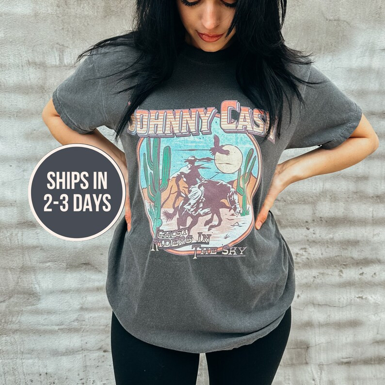 Johnny Cash Band Tee, Vintage Retro Band Tee, Country Band Tee, Oversized Trendy Shirts, Comfort ... | Etsy (US)