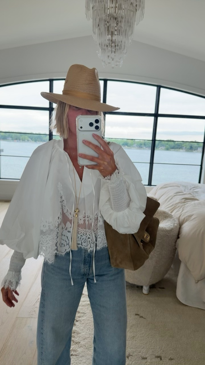 The top you need in you closet asap 🤩🤩🤩 use my code ABBY20 for 20% off 🫶