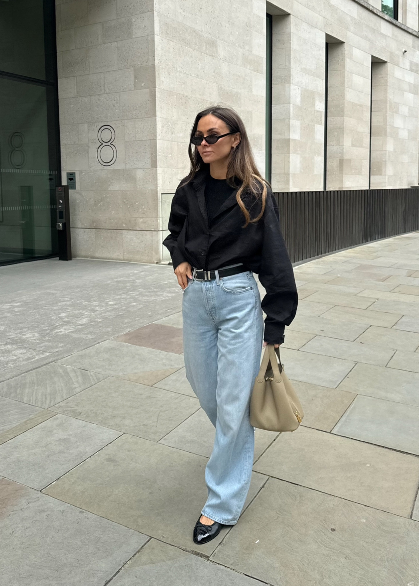 Baggy jeans black shirt casual outfit london outfit black ballet flats Chanel ballet flats agolde Frankie shop Hermes picotin 

#LTKuk #LTKeurope #LTKsummer