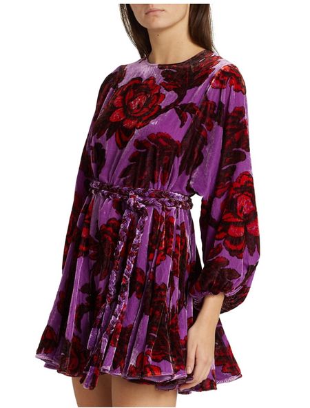 The prettiest velvet dress for the holidays! 

#LTKGiftGuide #LTKSeasonal #LTKHoliday