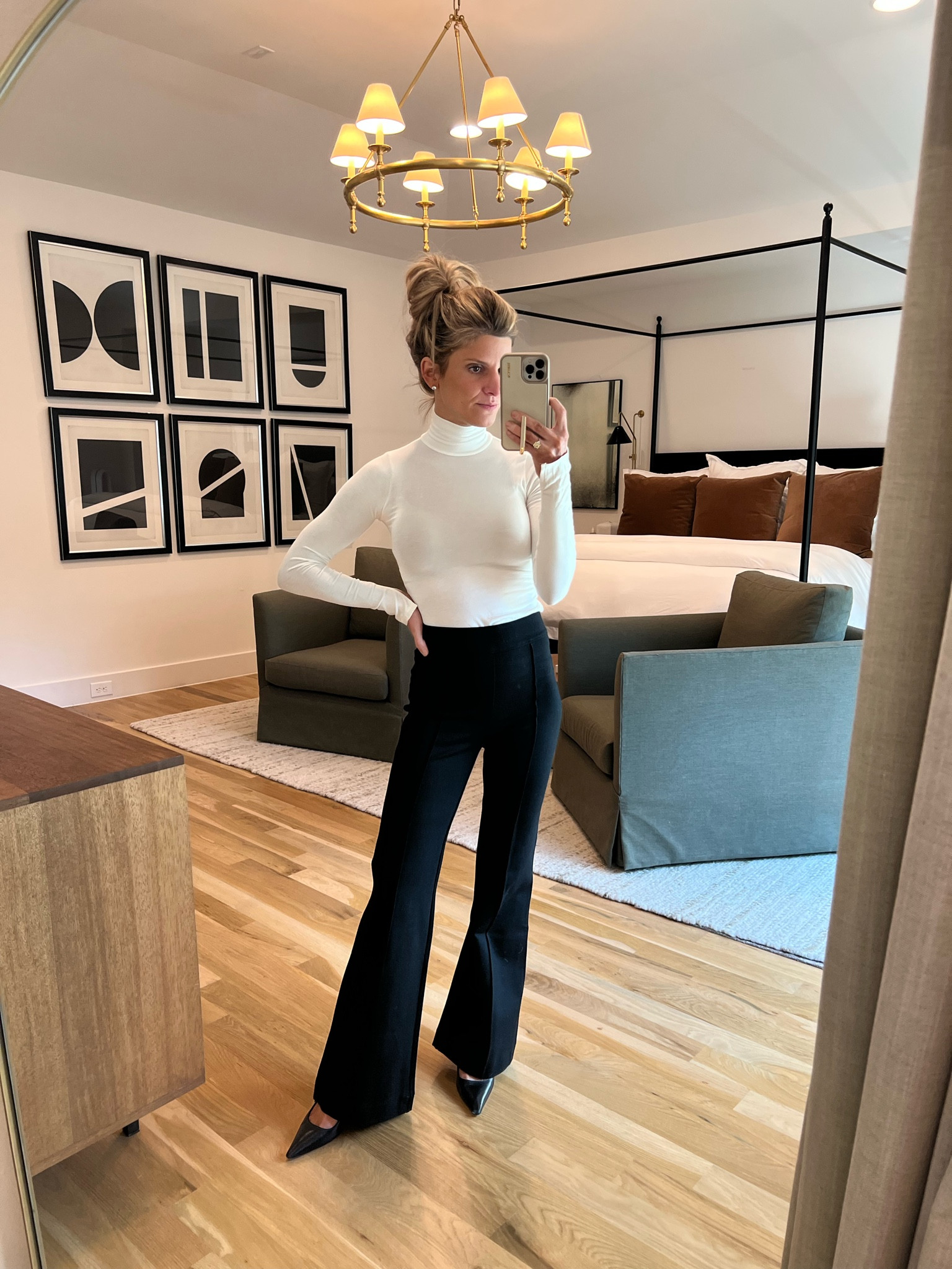 Wearing XS in top and petite length in bottoms 