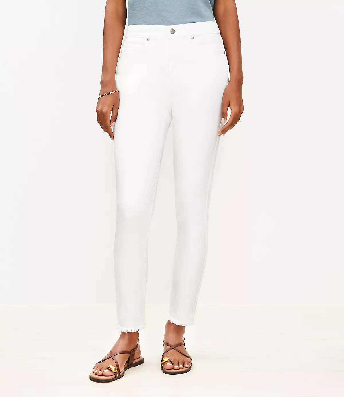 Petite Curvy Frayed Skinny Jeans in White | LOFT | LOFT