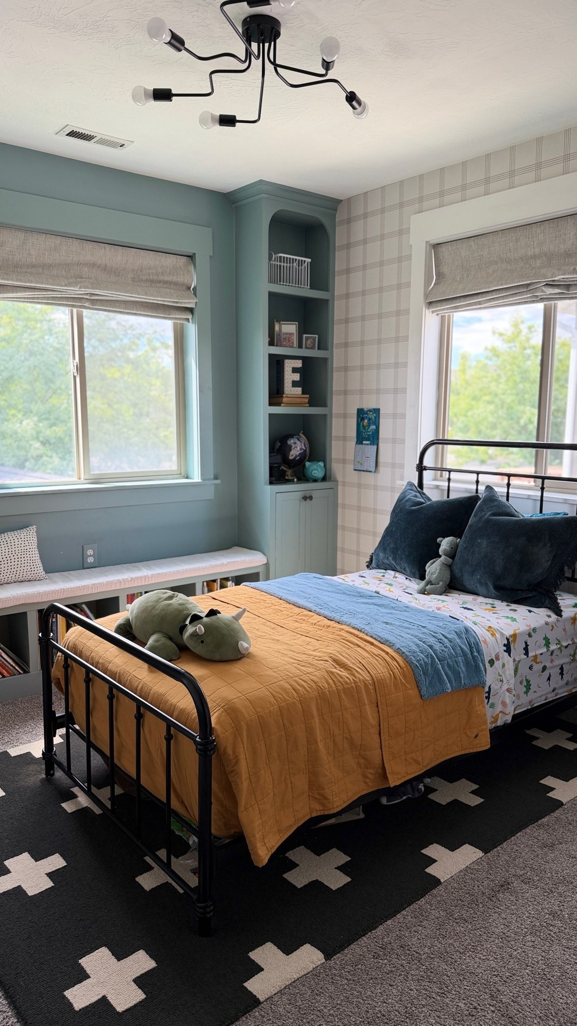Linking everything from Elliott’s room for you! 

Boys bedroom, kids bedroom, bedroom decor, bedding, wallpaper

#LTKHome #LTKKids #LTKmomlife