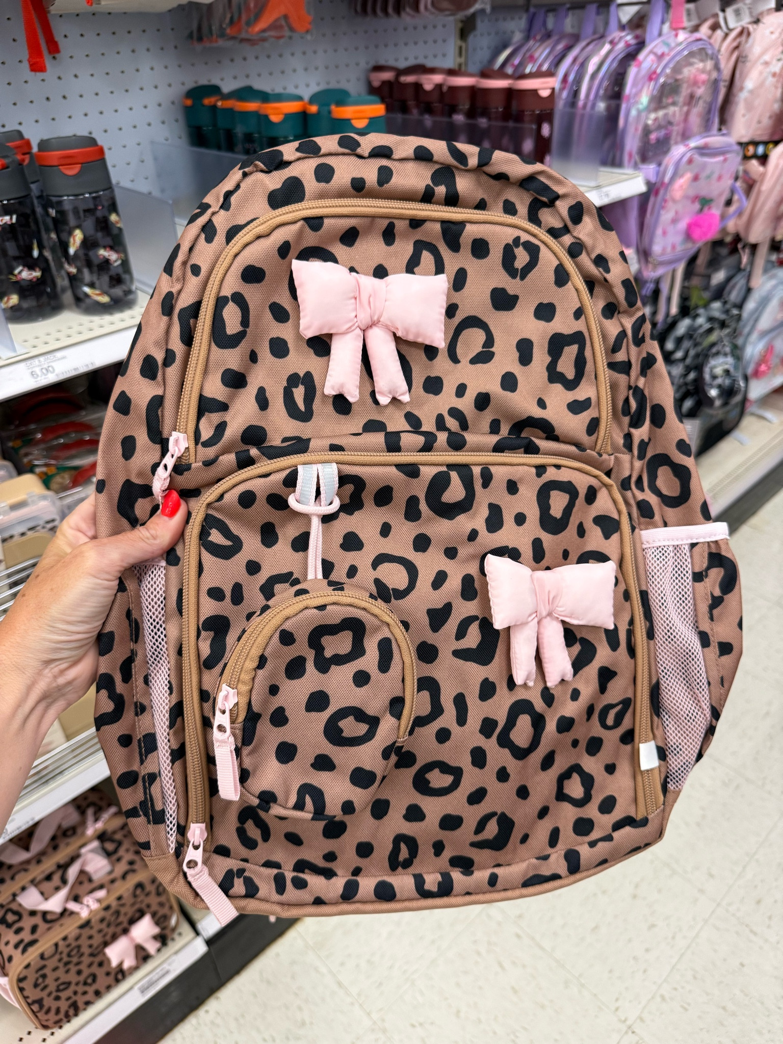Target 
Backpack
Lunchbox
Bentobox
Back to school 
School must haves