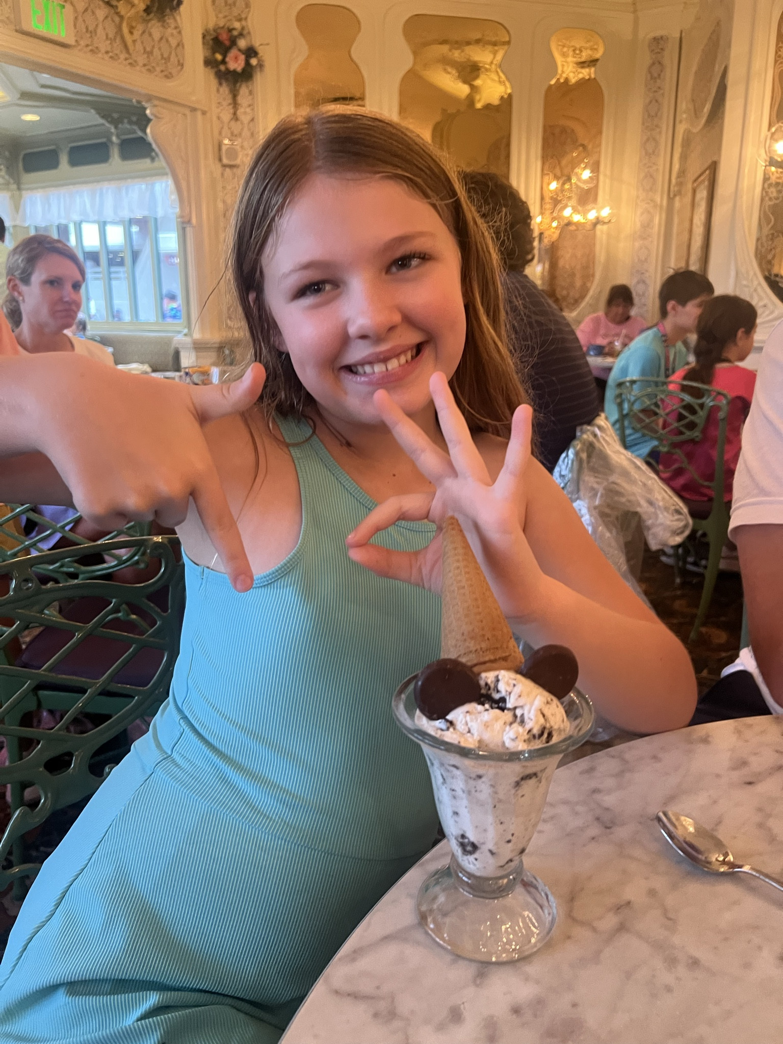 Preteen/Teen Disney outfit 

#LTKGiftGuide #LTKSaleAlert #LTKmomlife