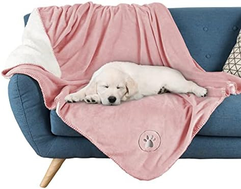 Waterproof Pet Blanket - 50x60-Inch Reversible Sherpa Fleece Throw Protects Couches, Cars, and Be... | Amazon (US)