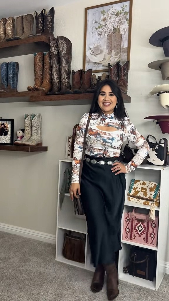 🐴🤍 
#western#westernfashion

#LTKPetite #LTKFindsUnder100 #LTKBeauty