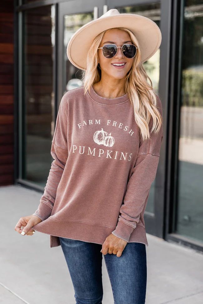Farm Fresh Pumpkins Rust Graphic Sweatshirt | Pink Lily