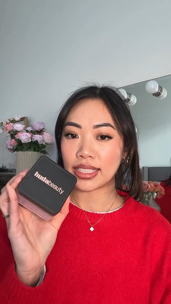 trying on @hudabeauty ube birthday cake setting powder. gives such a beautiful, flawless finish 💜

#hudabeauty #easybake #easybakepowder #ube #makeup #makeuptutorial #girlythings #beautyproducts #aesthetic #softgirl #girltherapy #girlygirls #beautyobsessed #viralmakeup