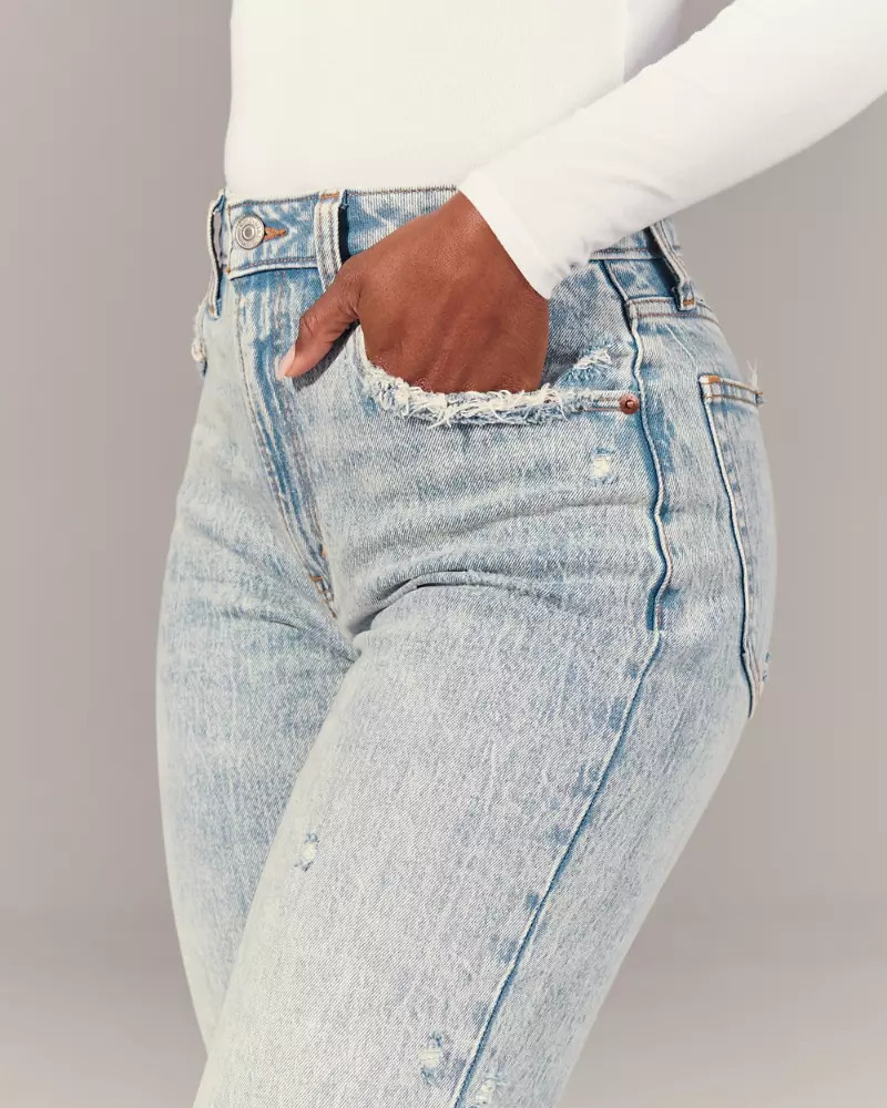 Curve Love High Rise Mom Jeans | Abercrombie & Fitch US & UK