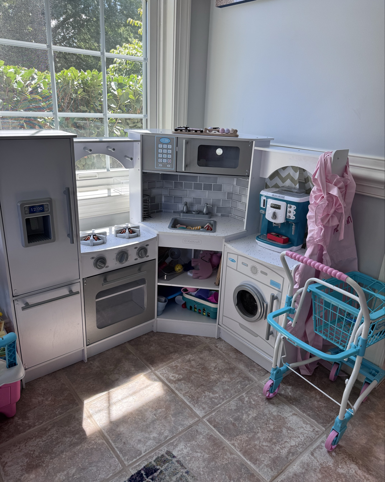 Kids’ Kitchen

#LTKKids #LTKFamily #LTKHome