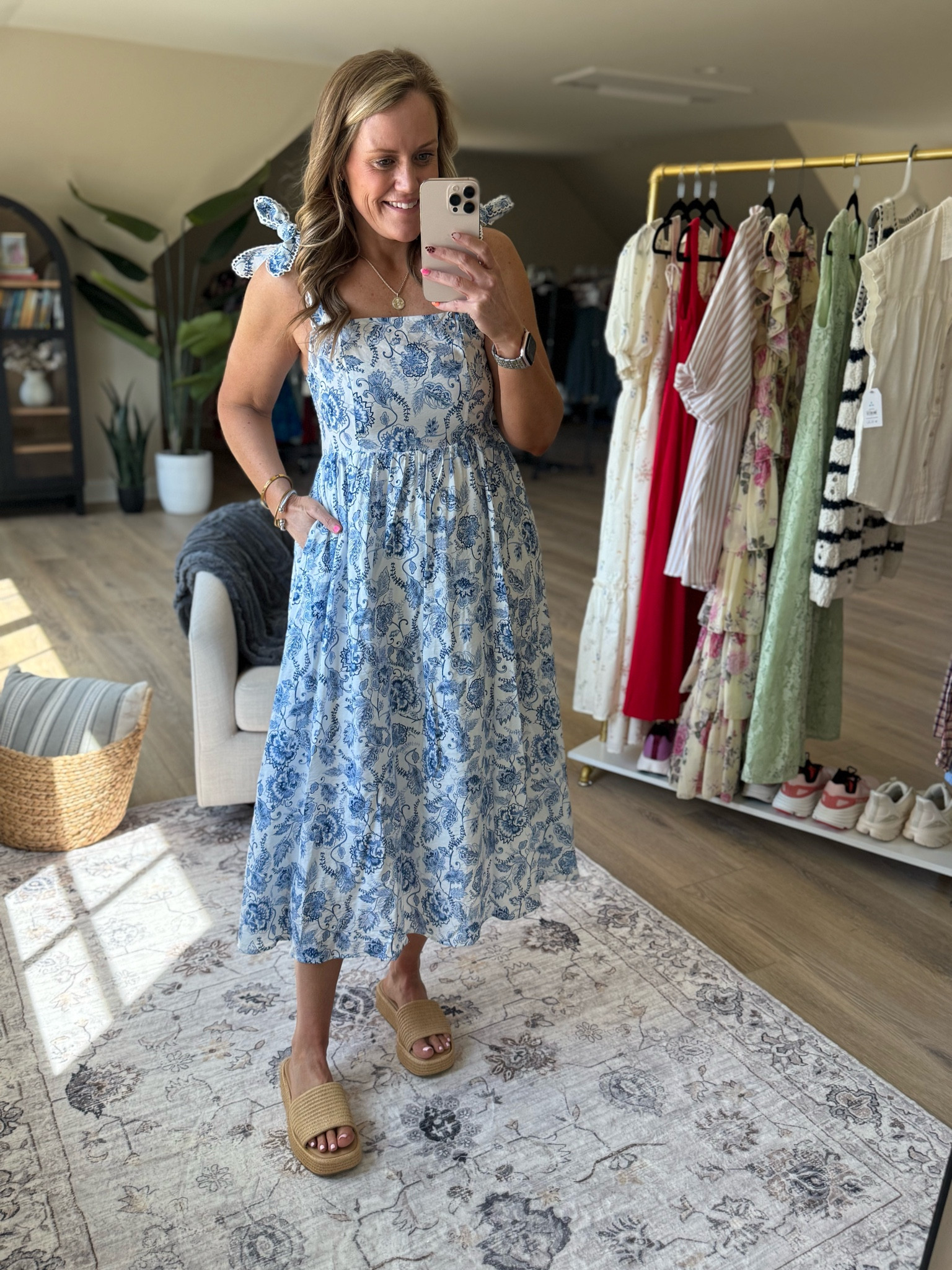 Petal & Pup
Dress
Summer dress
Wedding guest dress
Maxi dress 
Casual dress 
Event dress 
Graduation dress