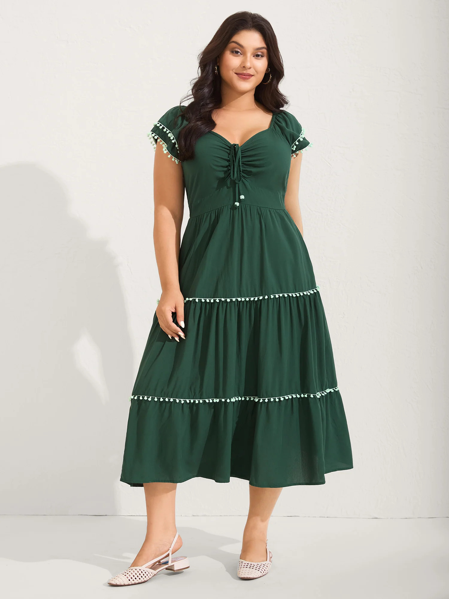 Ruffled Sweetheart Neck Tiered Midi Dress | Bloomchic
