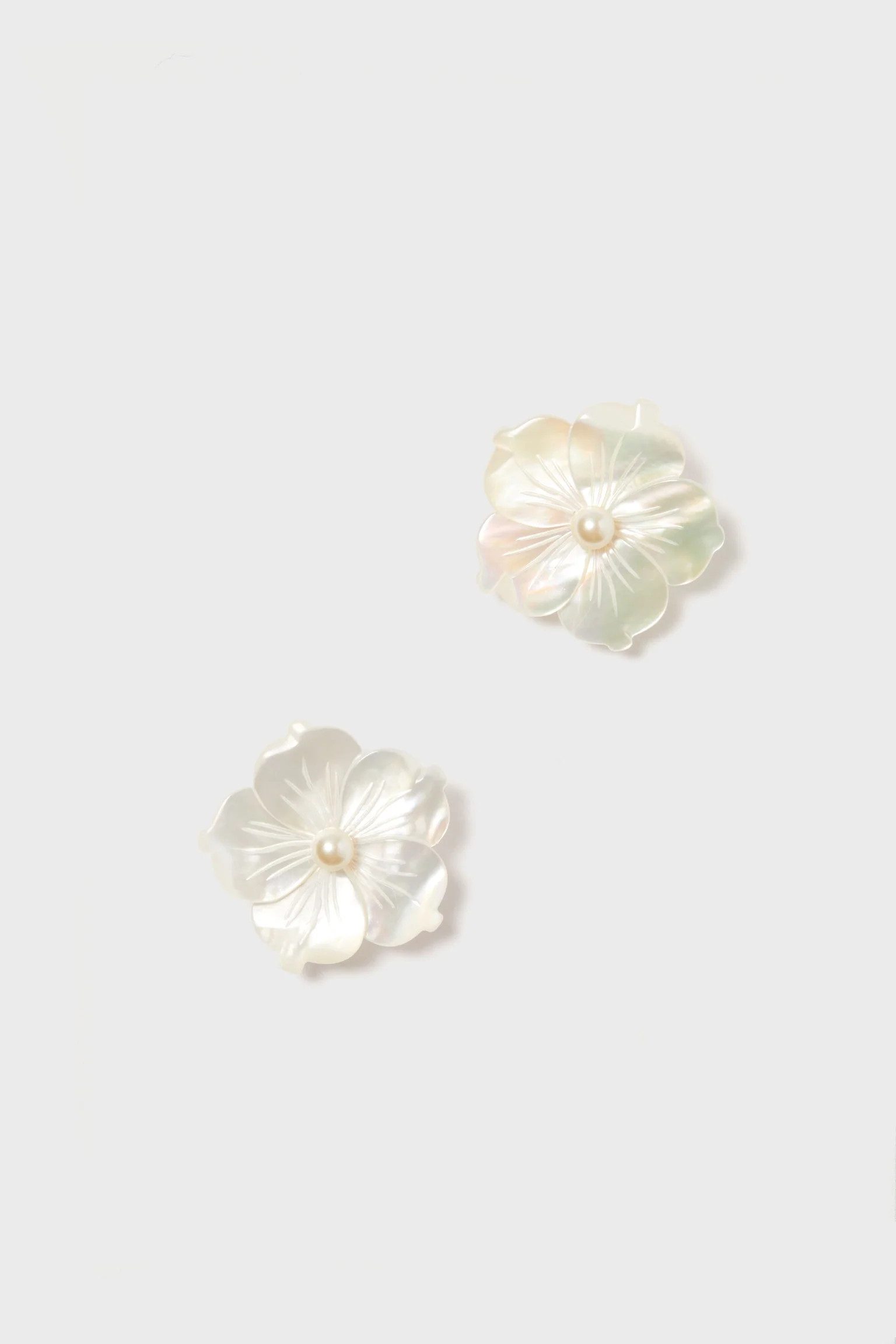 Mother of Pearl Zia Earrings | Tuckernuck (US)