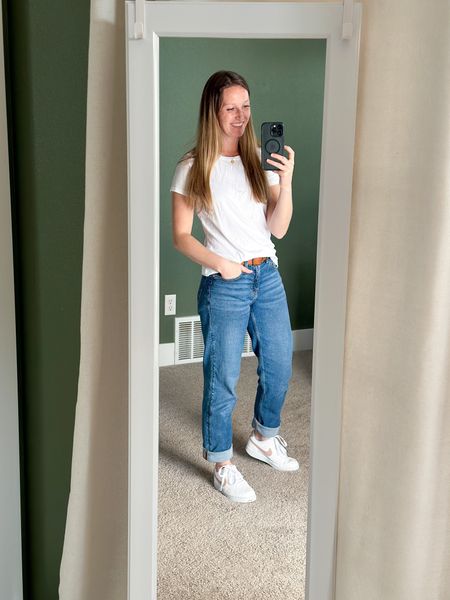 the BEST crew neck tee + comfy jeans 🌸 spring outfit, spring style, casual outfit, mom outfit 

#LTKunder100 #LTKFind #LTKunder50