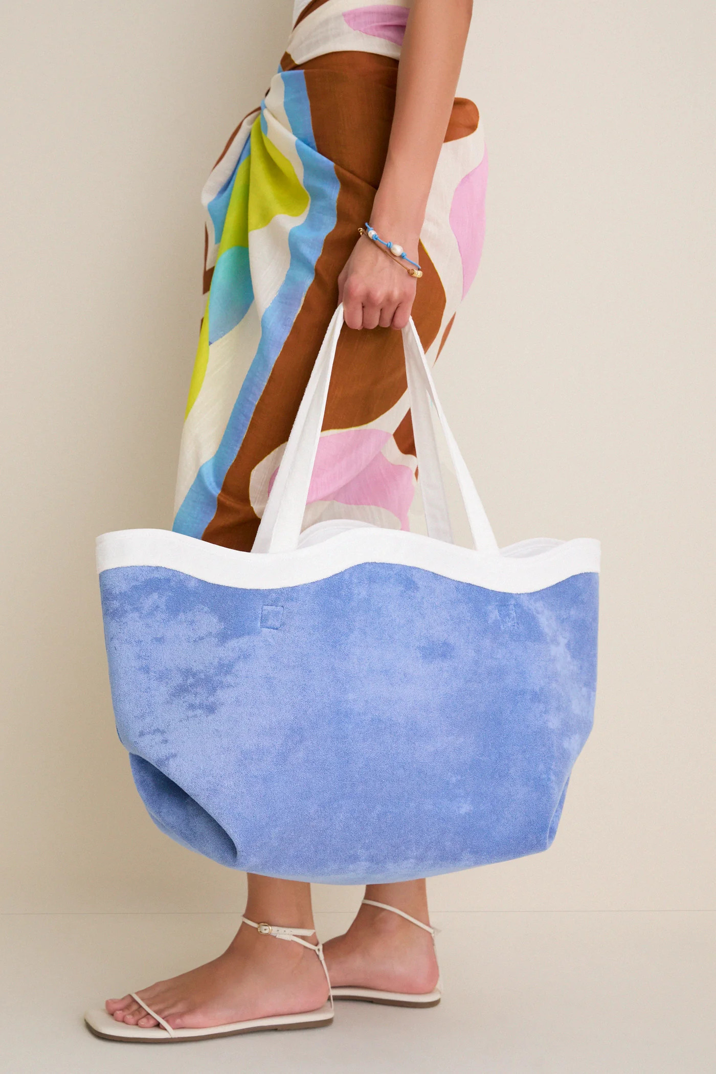 Cornflower and White Terrycloth August Tote | Tuckernuck (US)