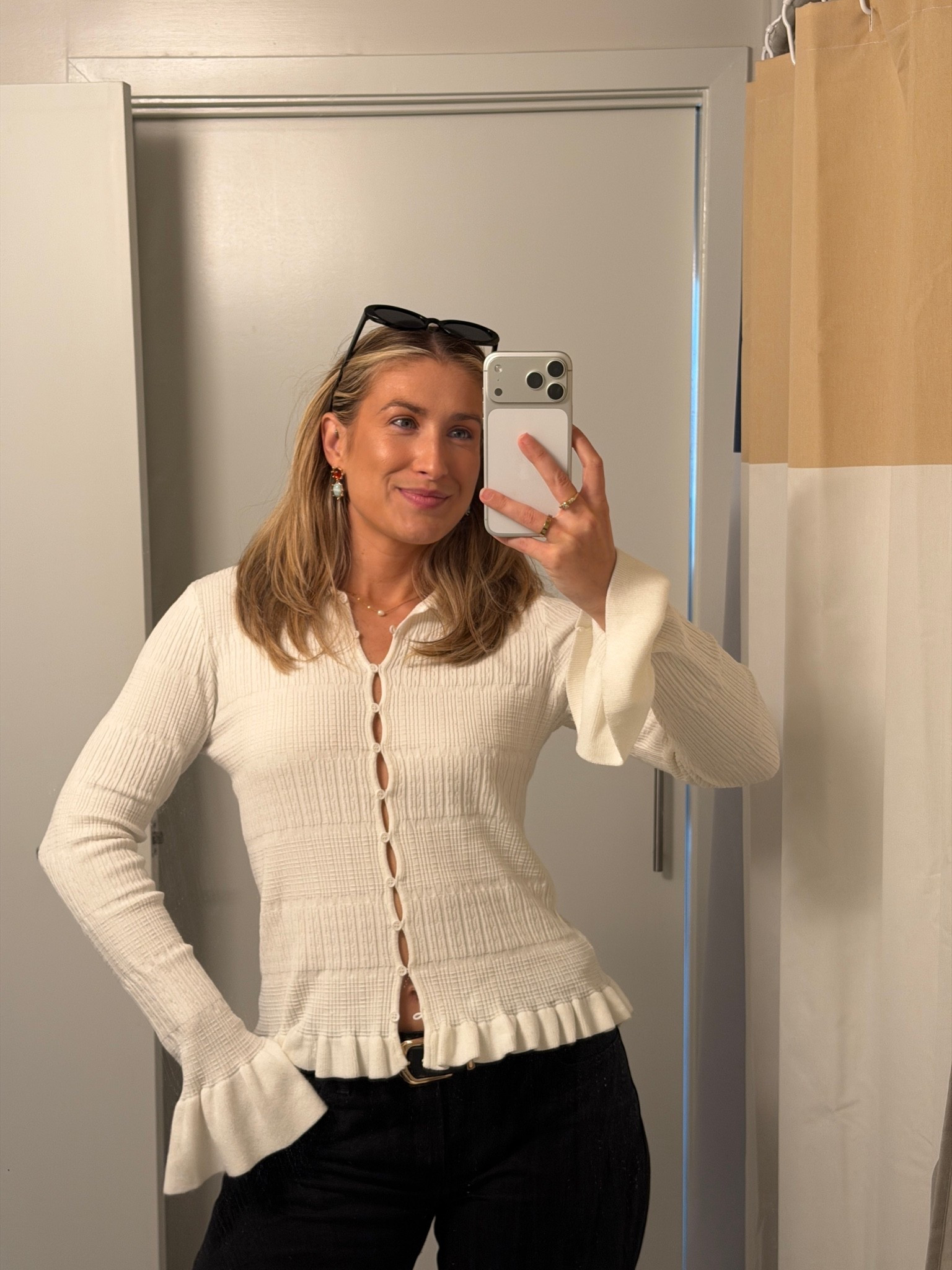 Friday outfit links :) earrings are on sale rn!

#LTKSeasonal #LTKWorkwear #LTKgrwm