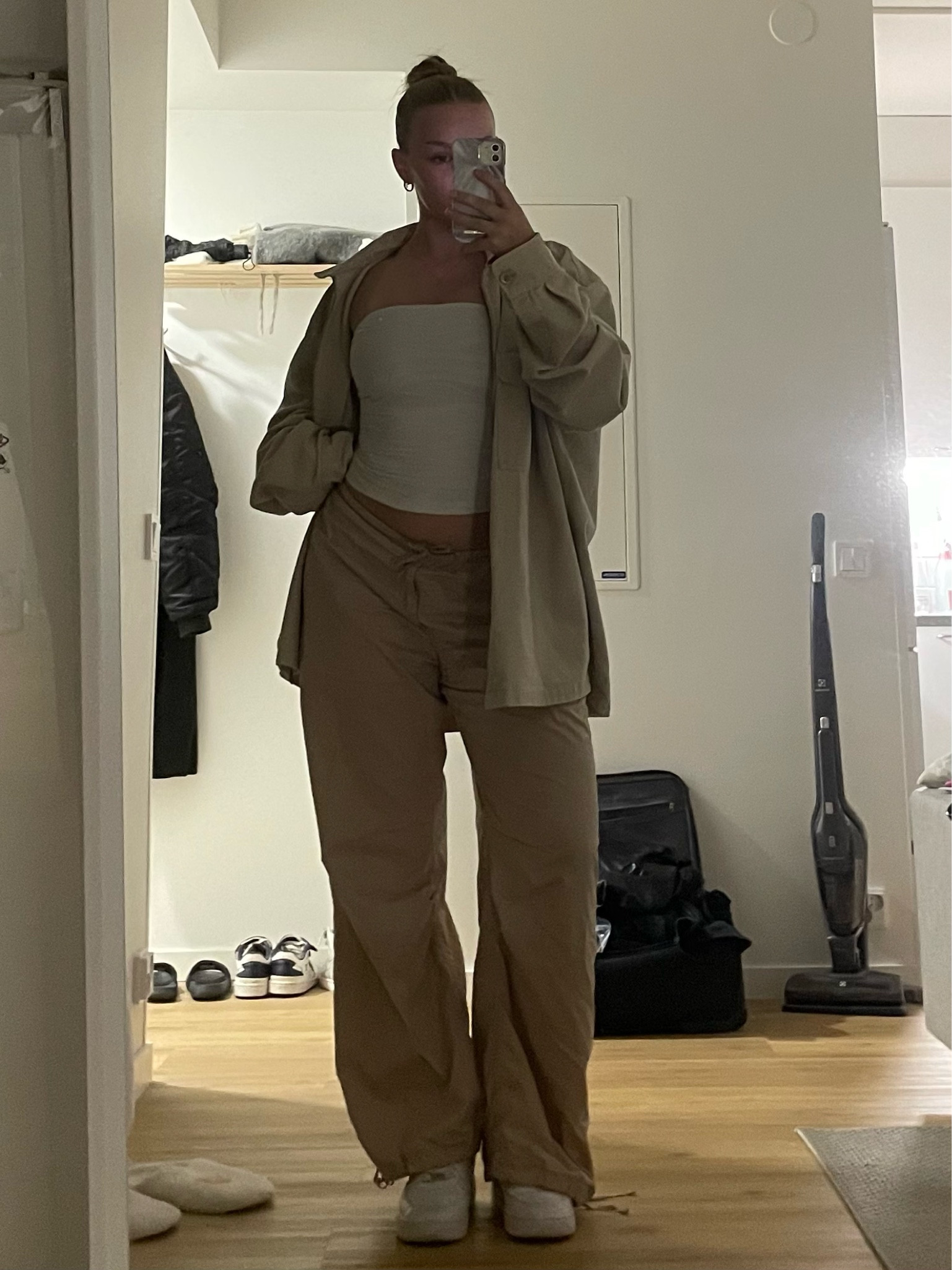 Beige fit, the jacket and top are similar!

#LTKBacktoSchool #LTKeurope #LTKSeasonal