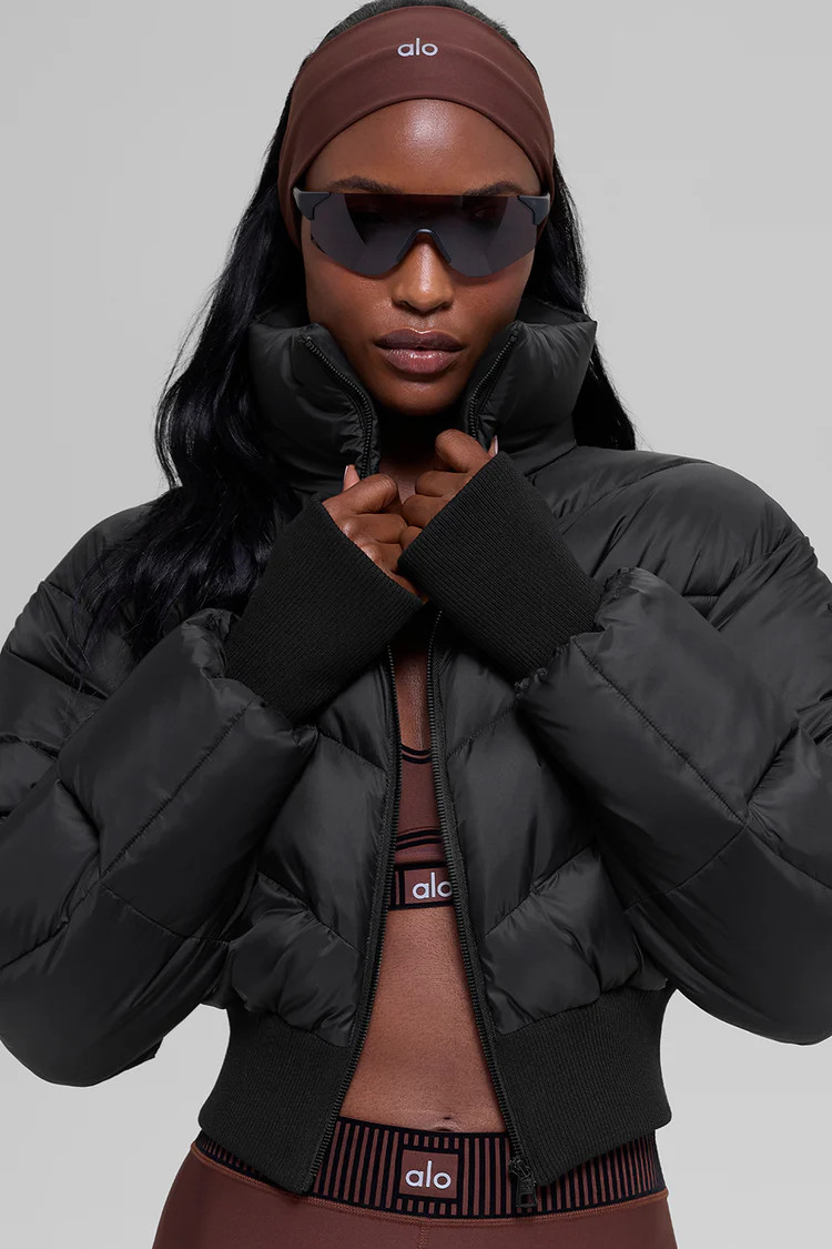 Cropped Atmosphere Puffer | Alo Yoga (US)