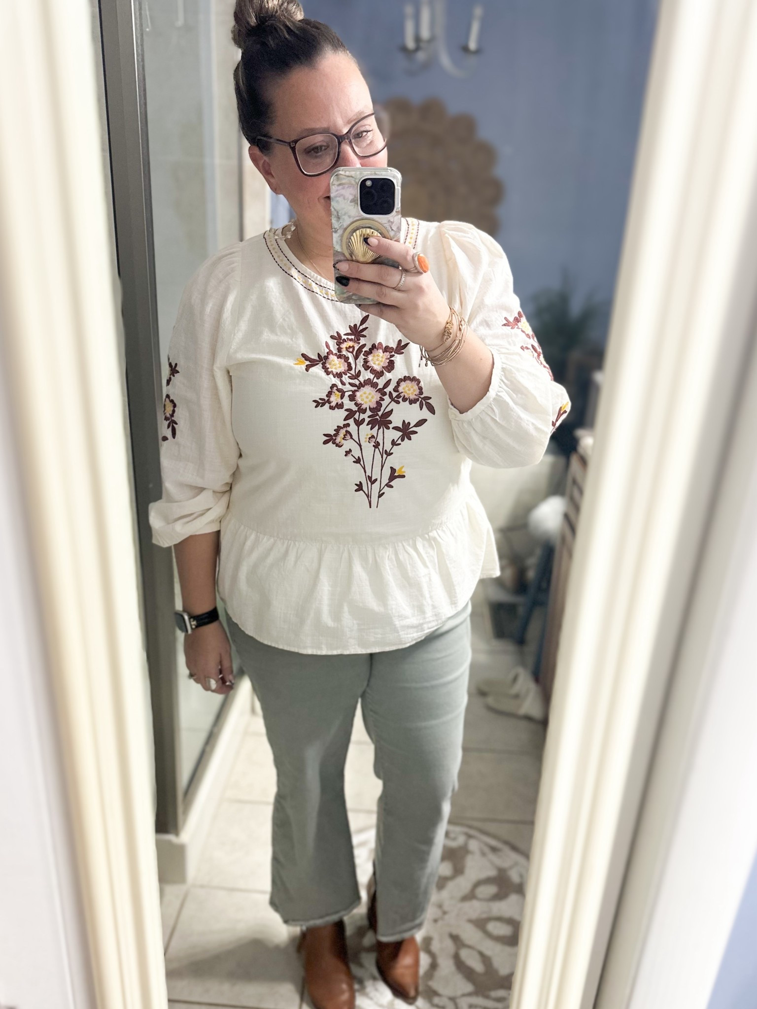 Loving this peplum top! 40% off at Loft!

#LTKSeasonal #LTKOver40 #LTKGiftGuide