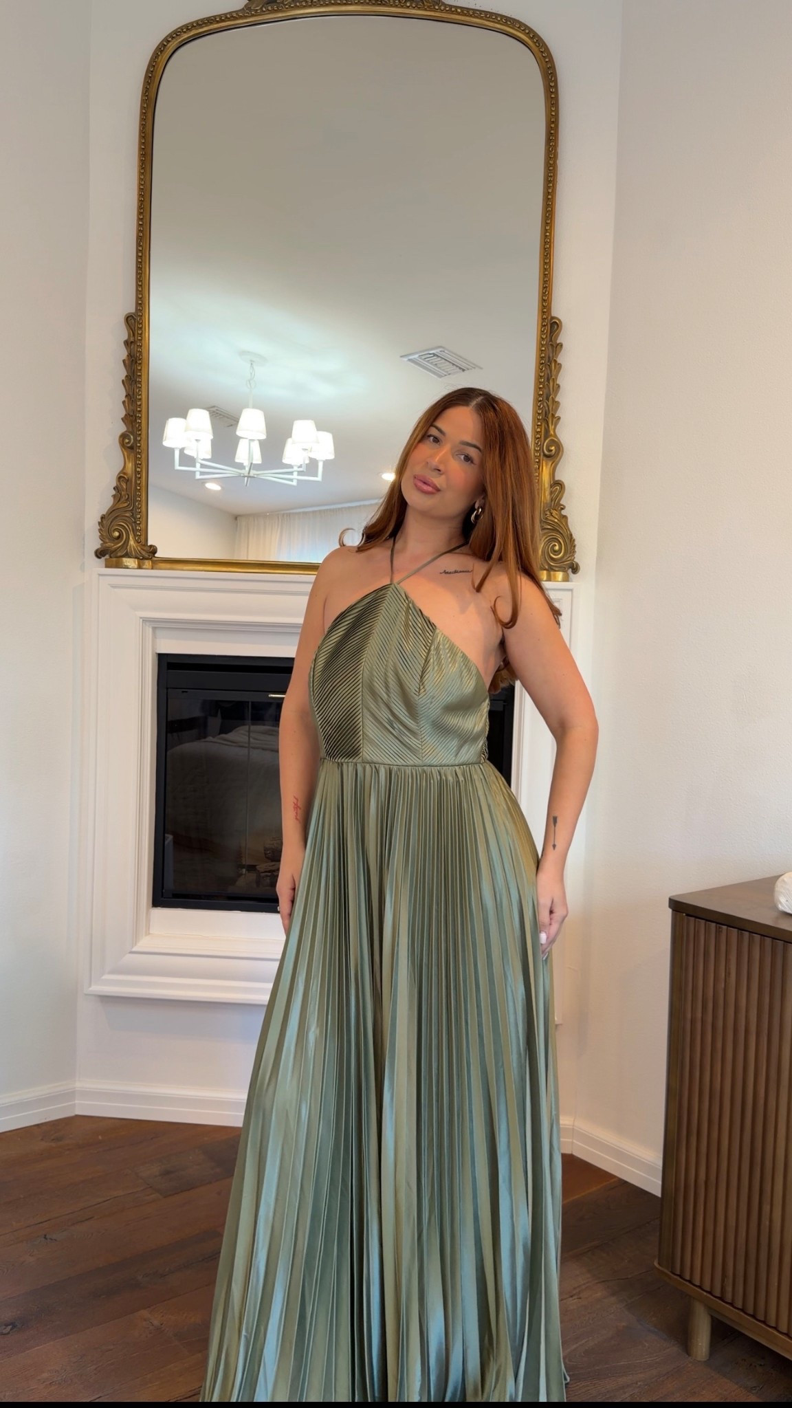 Size XL but could have done a L because my bust is not big enough to fill the XL