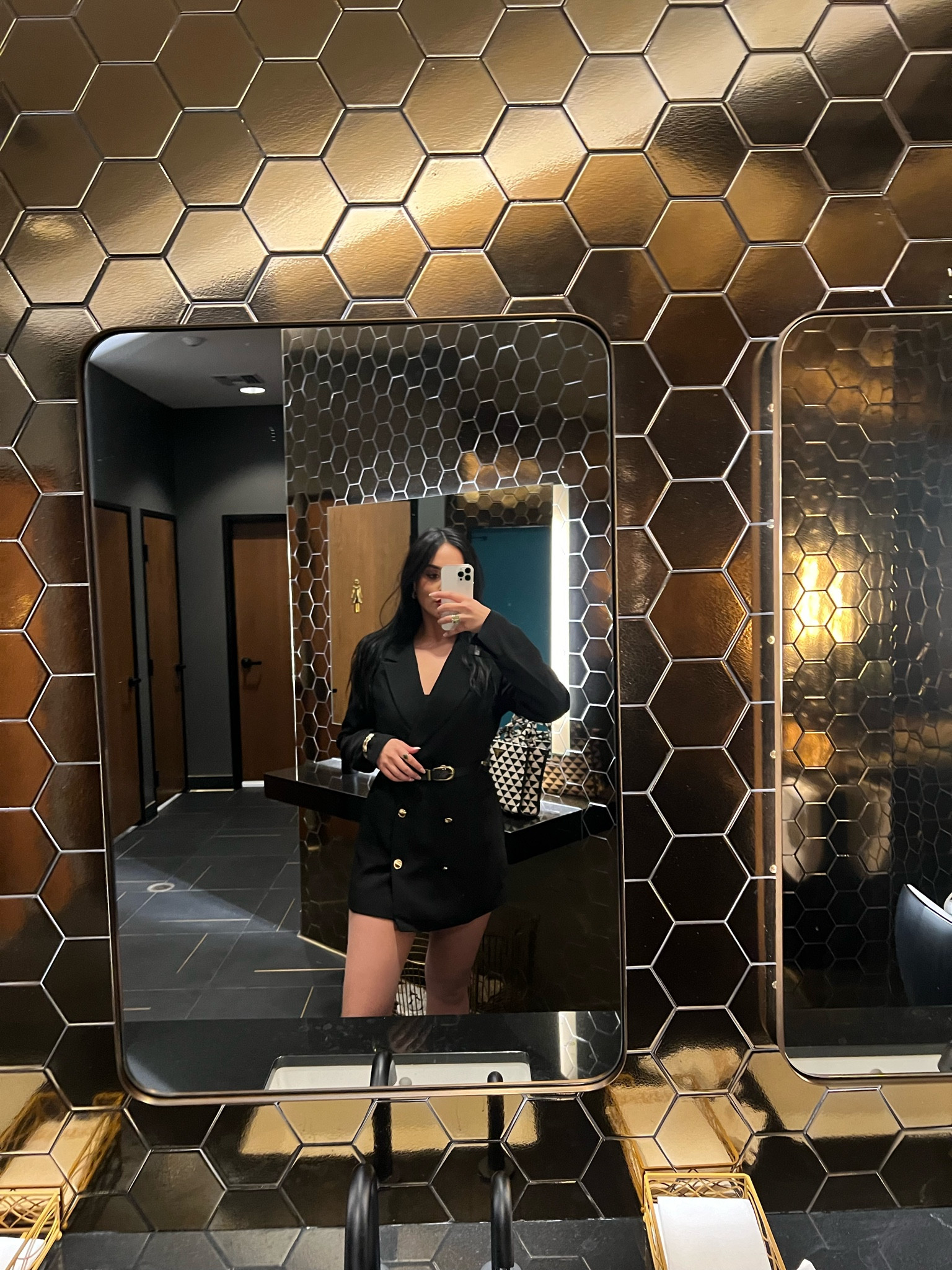 Date night fit 🖤