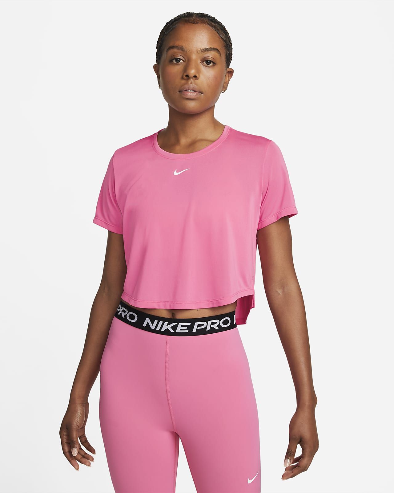 Women's Standard Fit Short-Sleeve Cropped Top | Nike (US)