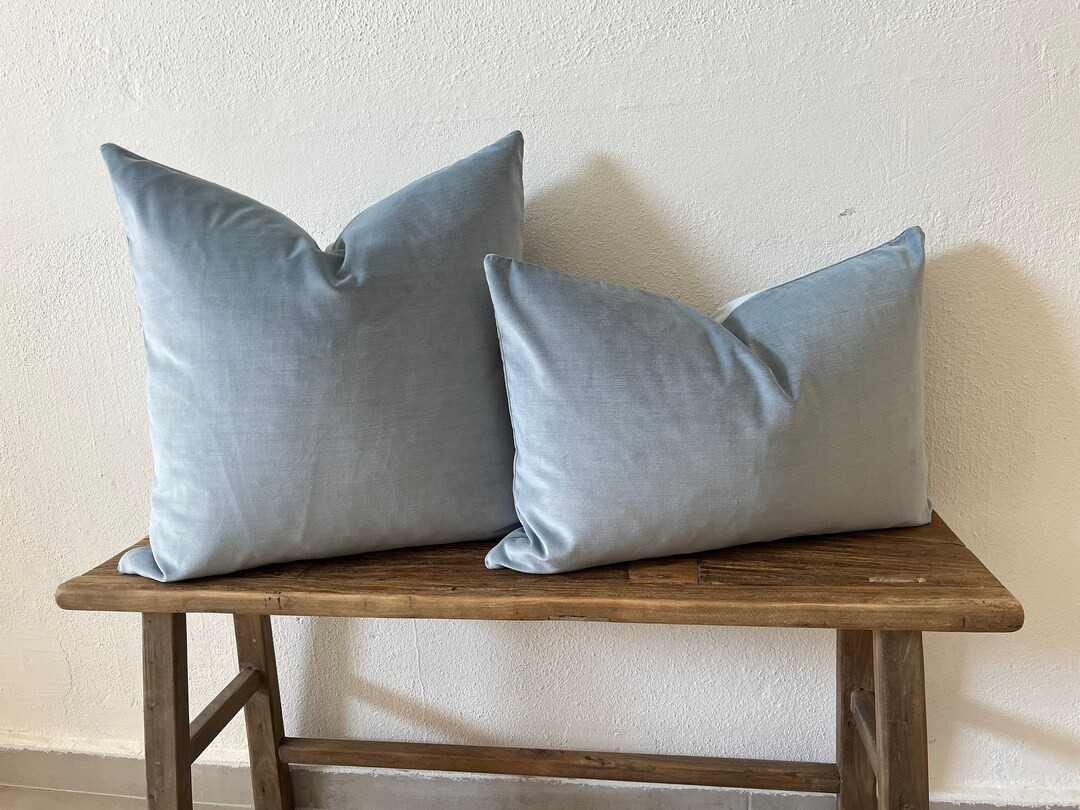 Blue Velvet Pillow Cover, 20x20 22x22 12x20 14x20 Blue Cushion - Etsy | Etsy (US)