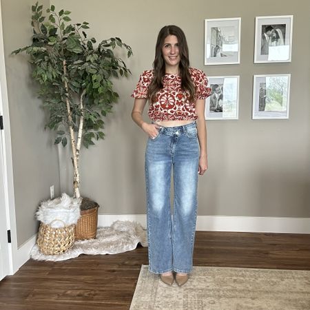 Love these jeans! 
The reviews recommend to size up. I am wearing size 4, my usual size is a 2. This size fits but the size 2 was better.  

#LTKFindsUnder50 #LTKSeasonal #LTKStyleTip